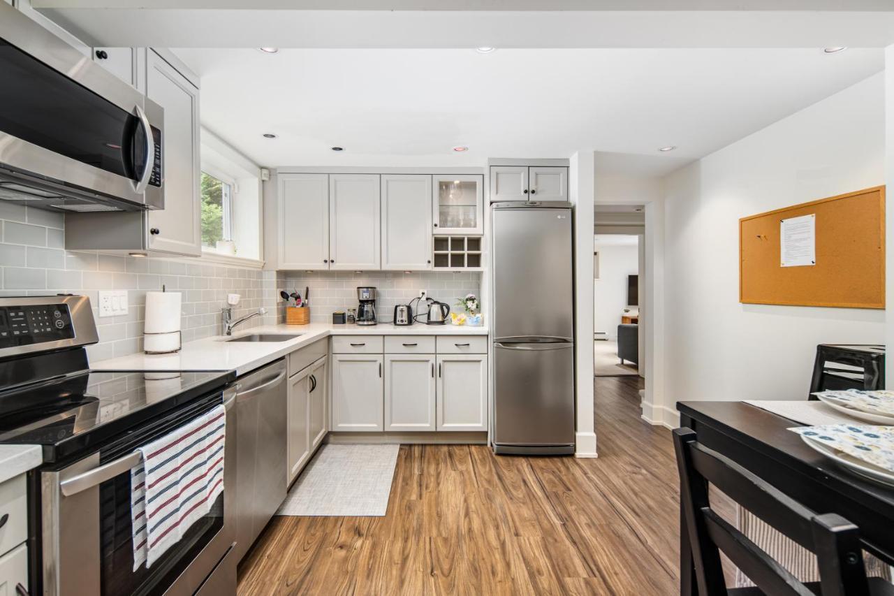 Gorgeous 4 Bedroom Garden Level Suite At Vancouver West & Ubc Eksteriør bilde