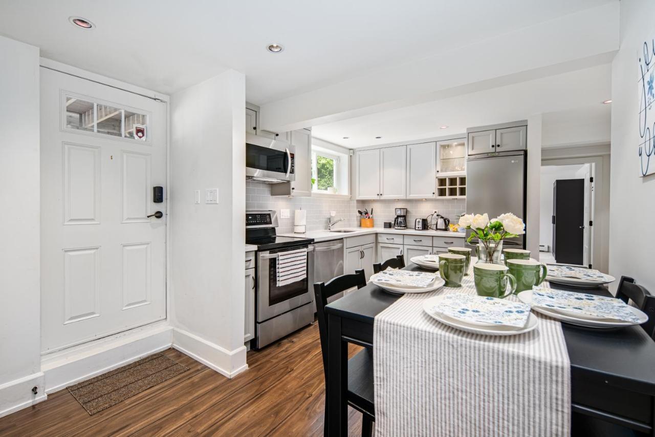 Gorgeous 4 Bedroom Garden Level Suite At Vancouver West & Ubc Eksteriør bilde